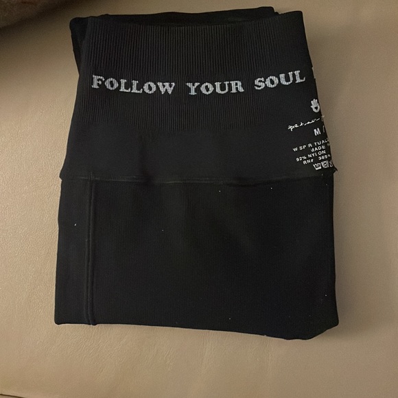 Spiritual Gangster leggings M/L - Picture 13 of 14